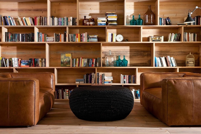 Imagen del bar/restaurante del Hostal Generator Berlin Mitte. Foto 2