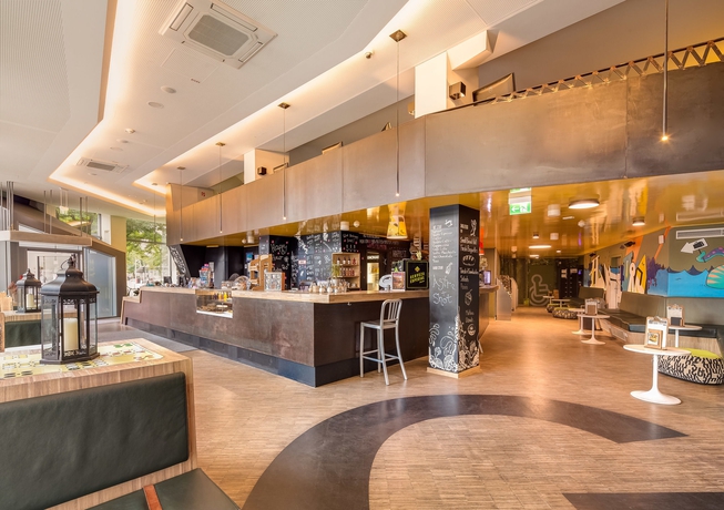 Imagen del bar/restaurante del Hostal Generator Hamburg - Hostel. Foto 6