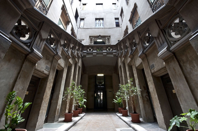 Imagen general del Hostal Girona. Foto 2