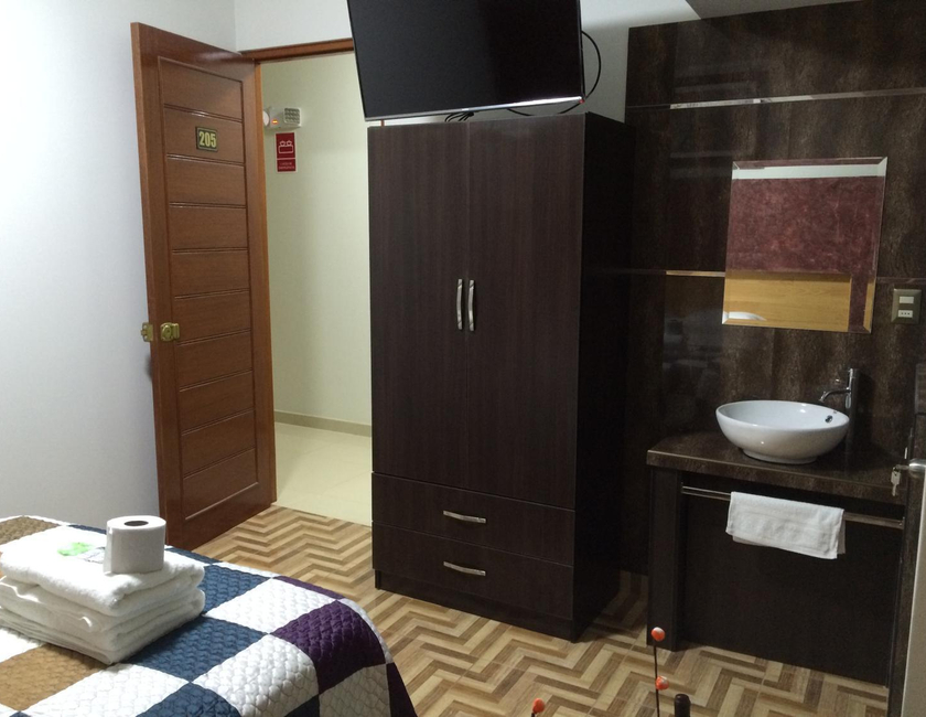 Imagen general del Hostal Gold Star, Tacna. Foto 14