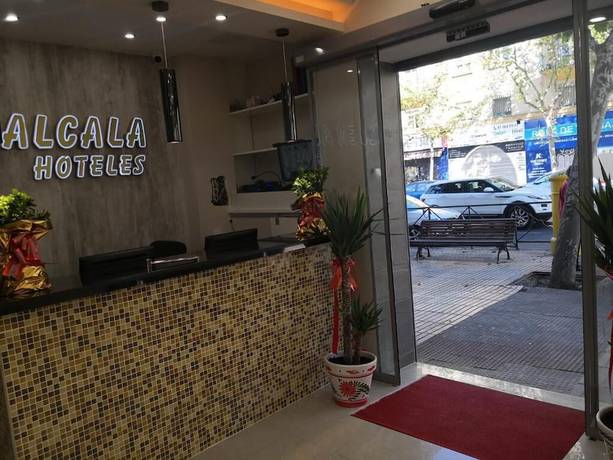 Imagen de los interiores del Hostal Golden Alcal&aacute;, Ciudad Lineal. Foto 20