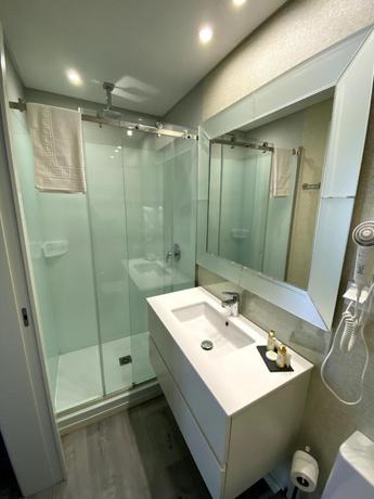 Imagen de la habitación del Hostal Golden Beach Guest House and Rooftop Bar. Foto 3