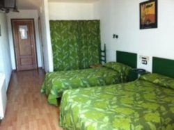 Imagen de la habitación del Hostal Golf (Santander). Foto 2