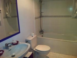 Imagen de la habitación del Hostal Golf (Santander). Foto 3