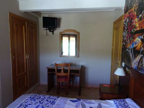Imagen de la habitación del Hostal Gonzalez. Foto 14