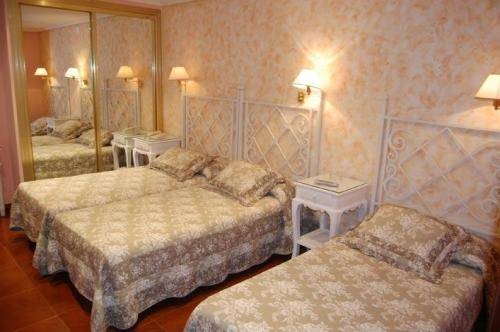 Imagen general del Hostal Goya Suites. Foto 5