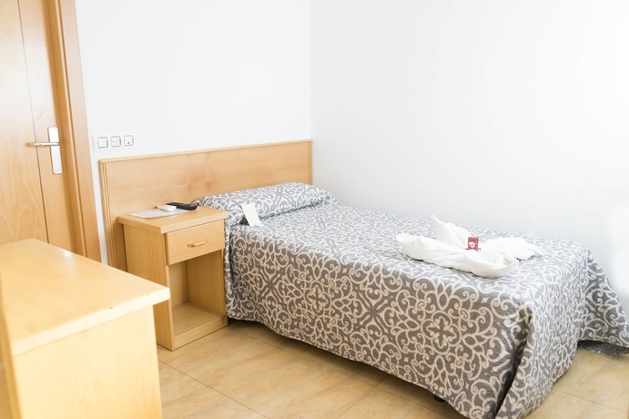 Imagen de la habitación del Hostal Goyesco Plaza. Foto 10