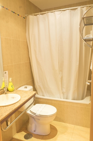 Imagen de la habitación del Hostal Goyesco Plaza. Foto 12