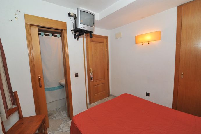 Imagen de la habitación del Hostal Goyma II. Foto 17