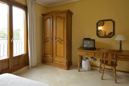 Imagen de la habitación del Hostal Goyo Garray. Foto 18