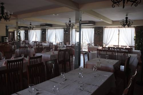 Imagen del bar/restaurante del Hostal Gran Hostal Asador De Soto. Foto 4