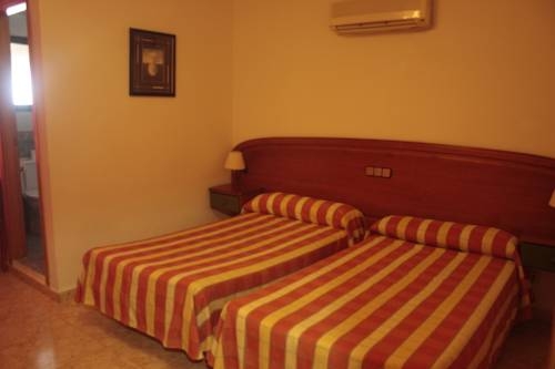 Imagen de la habitación del Hostal Gran Hostal Asador De Soto. Foto 7