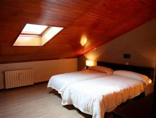 Imagen de la habitación del Hostal Gran Hostal San Segundo. Foto 7