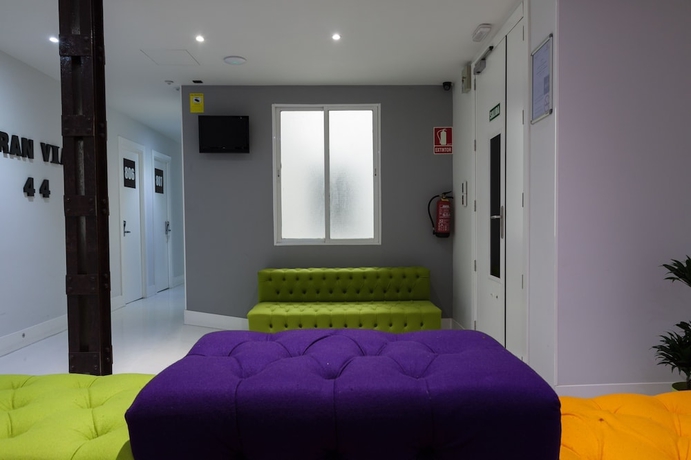 Imagen de los interiores del Hostal Gran Via 44. Foto 19