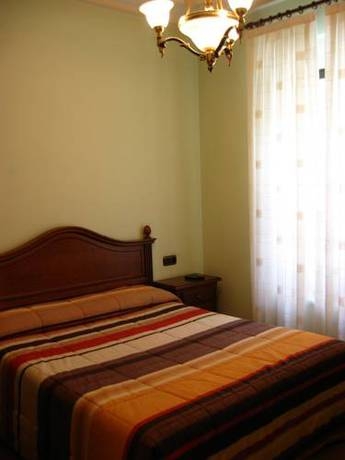 Imagen general del Hostal Granada, Salamanca. Foto 7