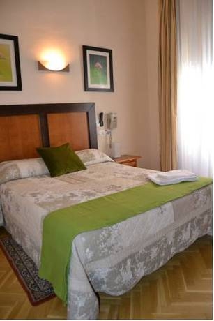 Imagen de la habitación del Hostal Greco Madrid. Foto 8