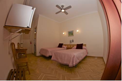 Imagen de la habitación del Hostal Greco Madrid. Foto 14