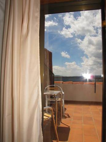 Imagen de la habitación del Hostal Gúdar. Foto 2