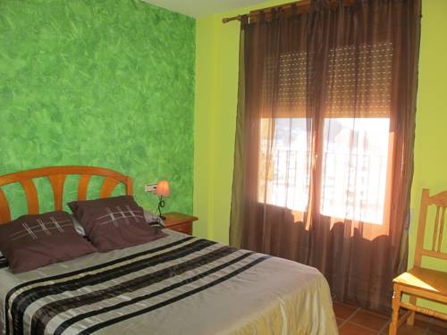 Imagen de la habitación del Hostal Gúdar. Foto 8