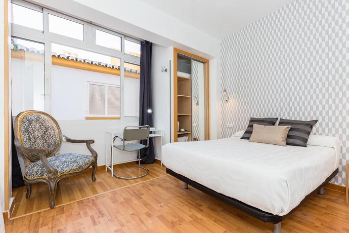 Imagen general del Hostal Guadalupe, Torremolinos. Foto 7