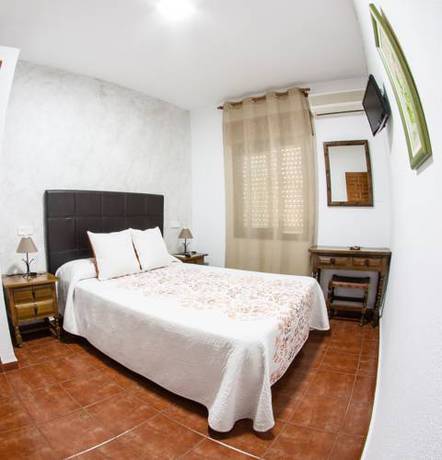 Imagen de la habitación del Hostal Guadiana, Ruidera. Foto 3