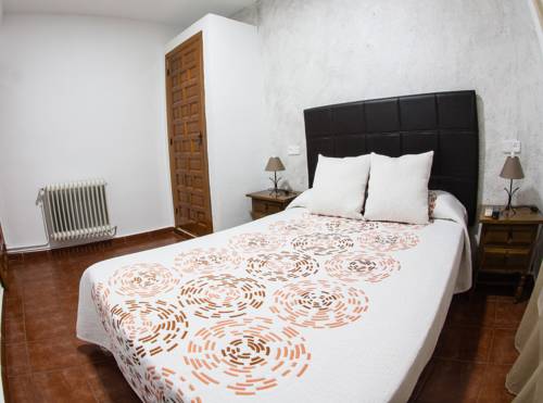 Imagen de la habitación del Hostal Guadiana, Ruidera. Foto 6