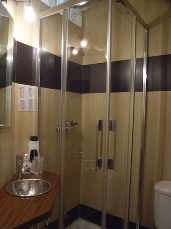 Imagen de la habitación del Hostal Gud Salamanca. Foto 2