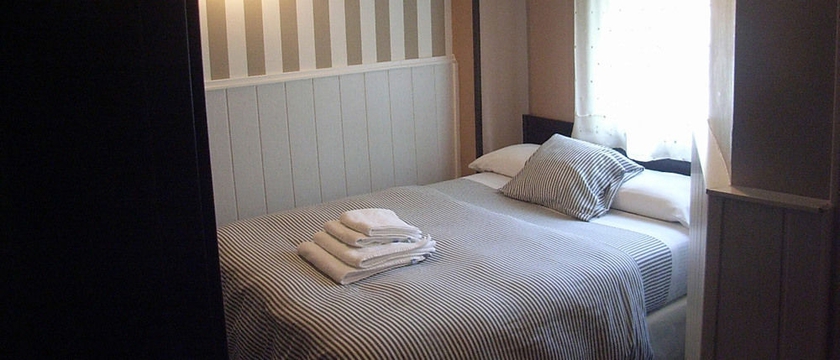 Imagen de la habitación del Hostal Gud Salamanca. Foto 13