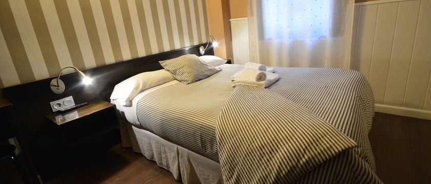 Imagen de la habitación del Hostal Gud Salamanca. Foto 15