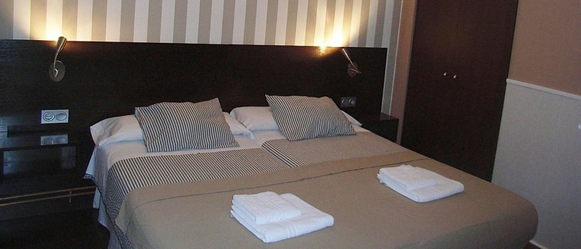 Imagen de la habitación del Hostal Gud Salamanca. Foto 16