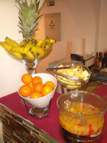 Imagen del bar/restaurante del Hostal GuestHouse Bocage. Foto 2