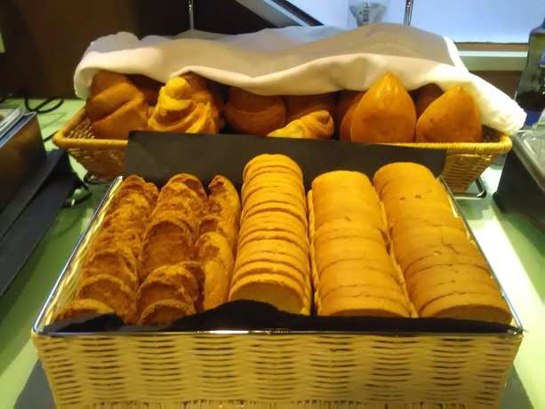 Imagen del bar/restaurante del Hostal GuestHouse Bocage. Foto 6