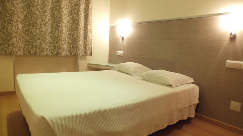 Imagen de la habitación del Hostal GuestHouse Bocage. Foto 15