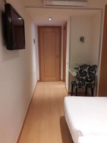 Imagen de la habitación del Hostal GuestHouse Bocage. Foto 16