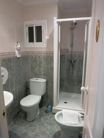 Imagen de la habitación del Hostal Guillot. Foto 6