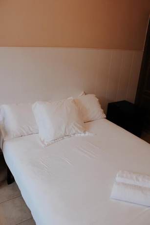 Imagen de la habitación del Hostal H Metropolitan Atocha. Foto 7