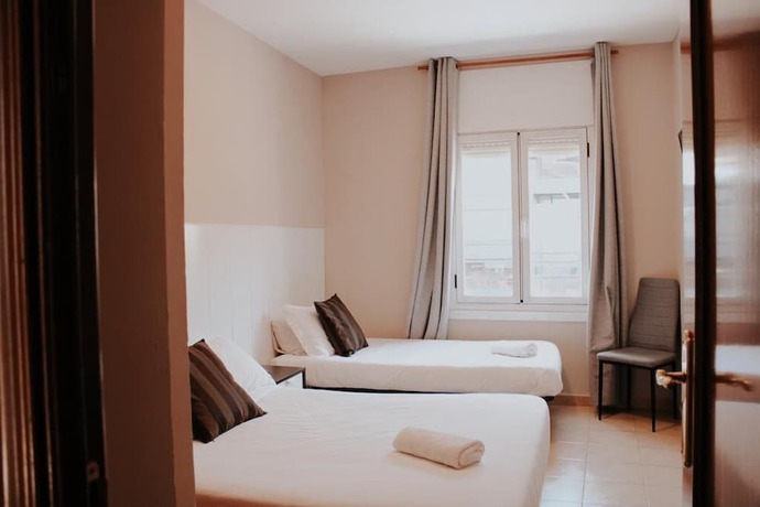 Imagen de la habitación del Hostal H Metropolitan Atocha. Foto 9