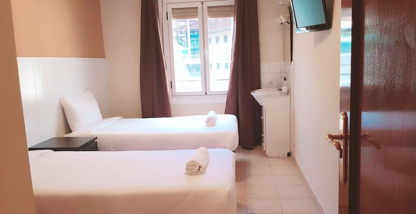 Imagen de la habitación del Hostal H Metropolitan Atocha. Foto 10