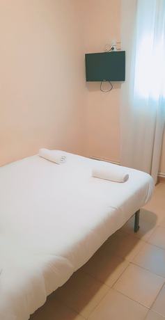 Imagen de la habitación del Hostal H Metropolitan Atocha. Foto 14