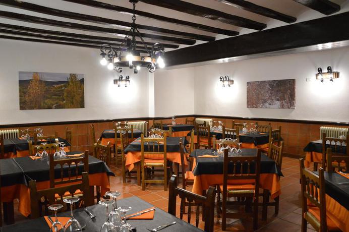 Imagen del bar/restaurante del Hostal HOSTAL CASA GRANDE. Foto 3