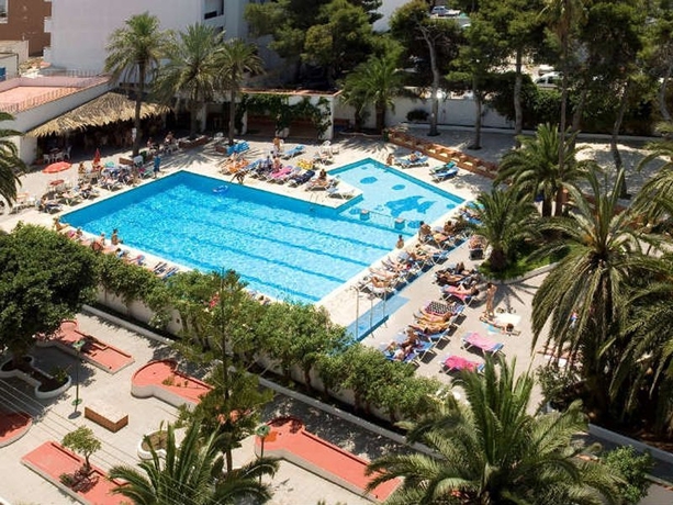 Imagen general del Hostal HOSTAL CERVANTES. Foto 4