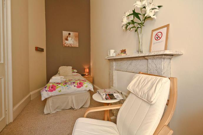 Imagen de la habitación del Hostal Halcyon Hotel. Foto 2