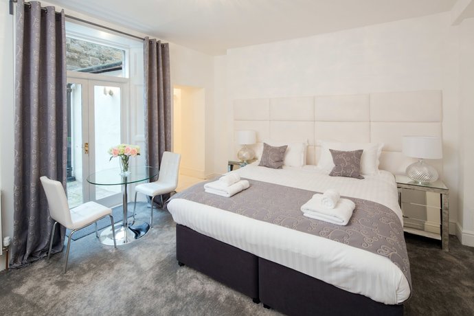 Imagen de la habitación del Hostal Hanover 71 Suites. Foto 10