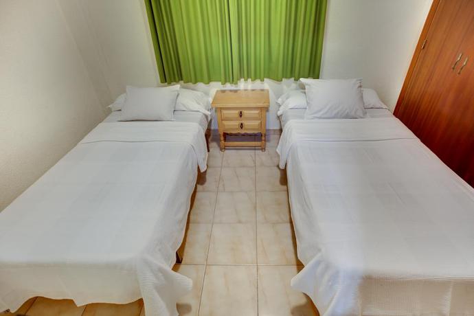 Imagen de la habitación del Hostal Hb Torrevieja. Foto 5