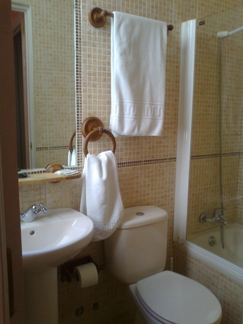 Imagen de la habitación del Hostal Hispalense. Foto 2