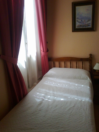 Imagen de la habitación del Hostal Hispalense. Foto 3
