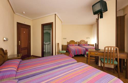 Imagen de la habitación del Hostal Hispano, Najera. Foto 11