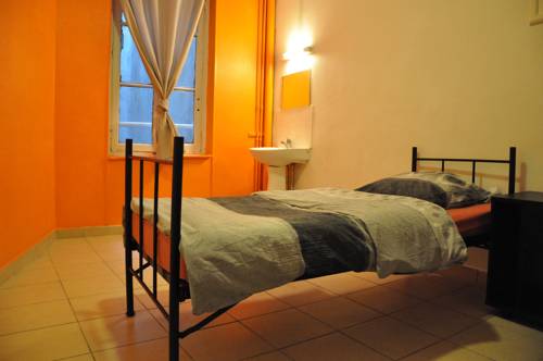 Imagen de la habitación del Hostal Hôtel Du Globe. Foto 8