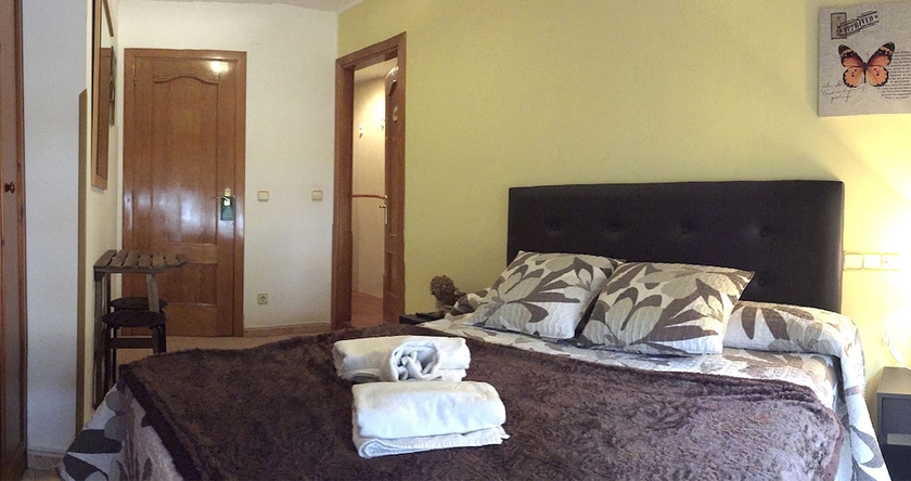 Imagen de la habitación del Hostal Hospedaje Torre&oacute;n. Foto 9