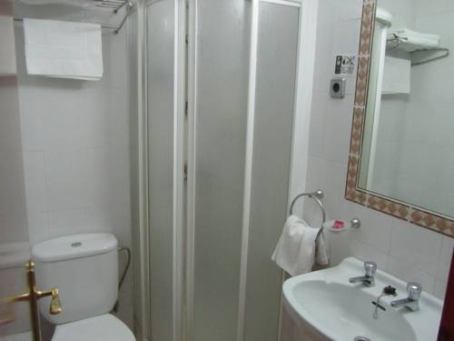 Imagen de la habitación del Hostal Hospedaje Villanueva. Foto 55